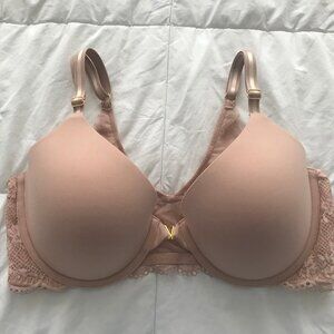 Victoria's Secret Front-Close Bra 36D with Lace Detail